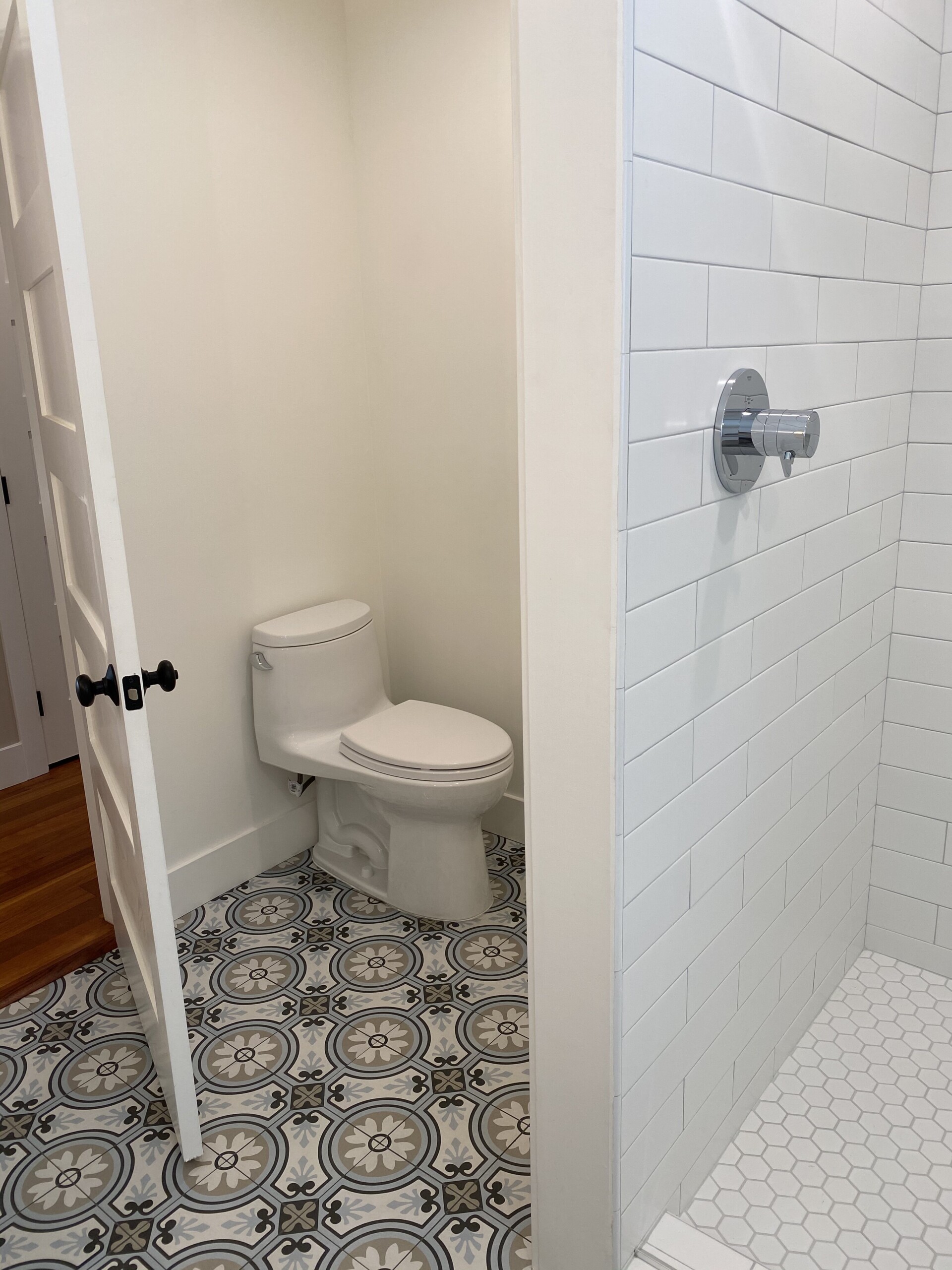 21 - Main Bathroom Toilet