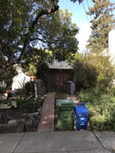 (36) Poinsett garage