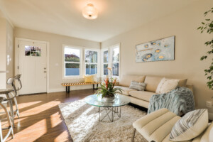 (6) LIVING ROOM CORNER AFTER (1)