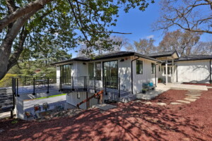 68-web-or-mls-58-print-2021 Doris Ave Exteriors-8