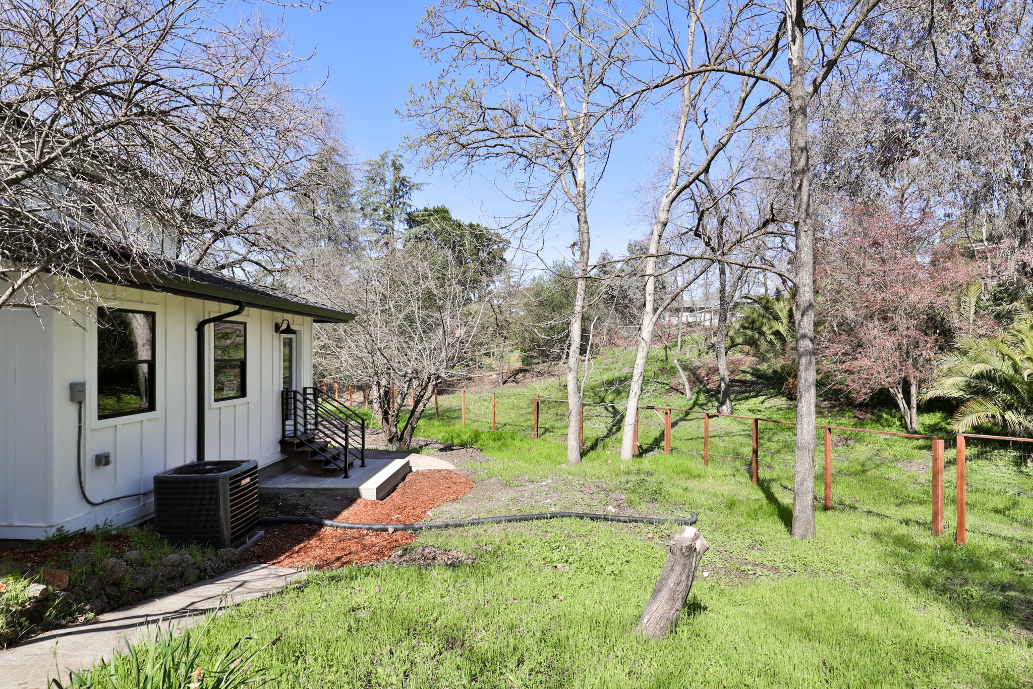 75-web-or-mls-76-print-2021 Doris Ave WC-4